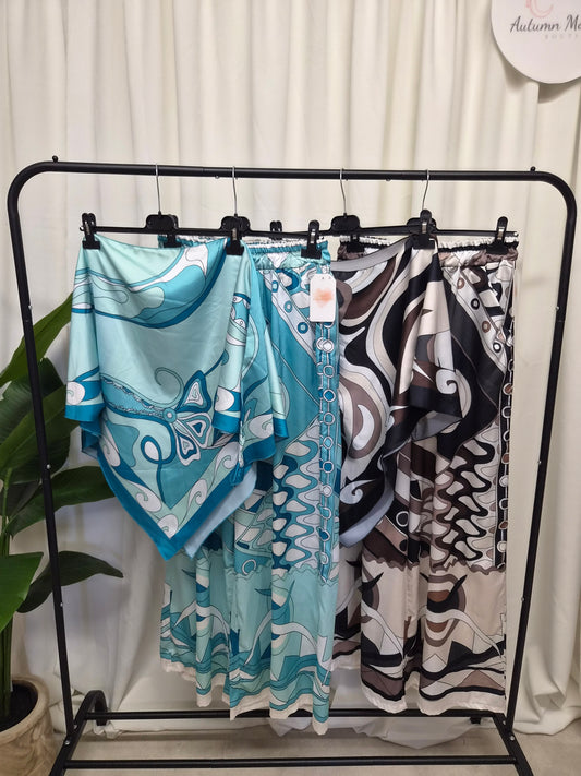 Jupiter Two-Piece Silkyfeel Poncho Set
