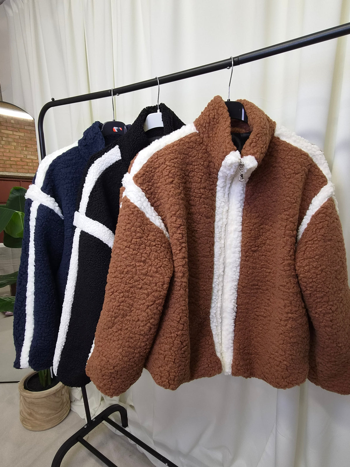 Carina Contrast Teddy Jacket